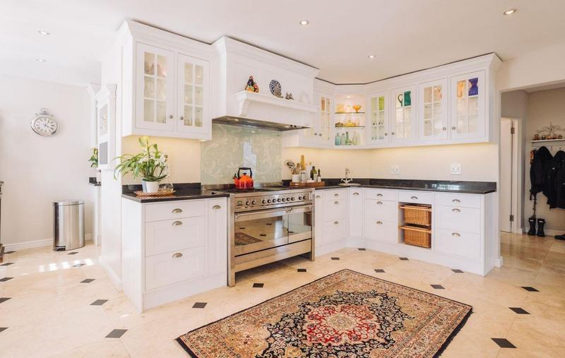 4 Bedroom Property for Sale in Kommetjie Western Cape